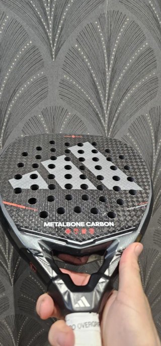 Adidas Metalbone Carbon 2026
