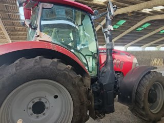 Tractor Case IH Maxxum 140