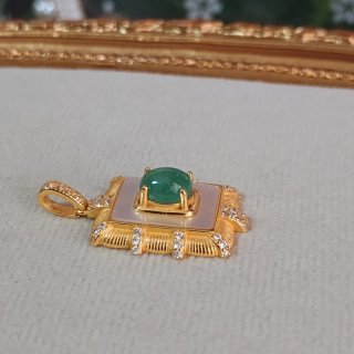 Colgante Plata Esmeralda y Caparazón