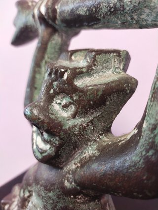 Escultura Bronce estilo precolombino