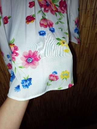 Blusa Stradivarius floral