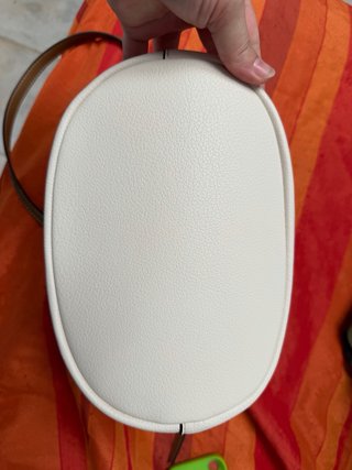 Bolso bandolera blanco y marrón