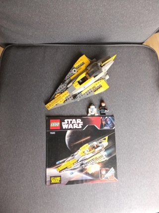 LEGO Star Wars 7669: Anakin's Jedi Starfighter