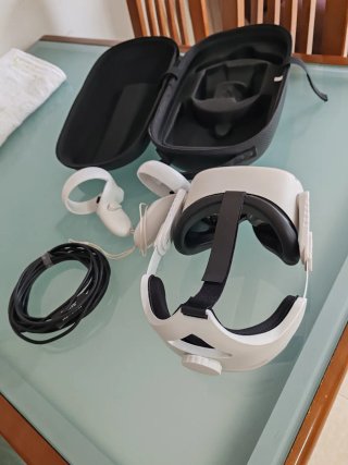 Meta Quest 2 128 GB con accesorios