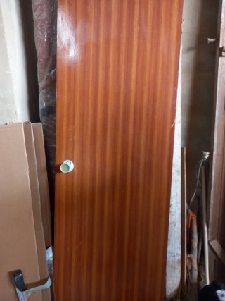 Lote de 3 puertas de chapeta.
