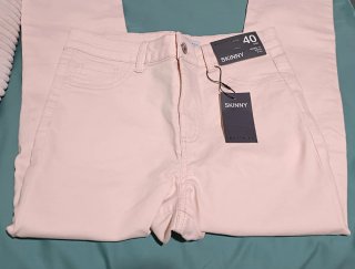 Pantalón Skinny Rosa Claro Talla 40. NUEVO