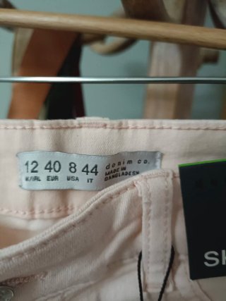 Pantalón Skinny Rosa Claro Talla 40. NUEVO