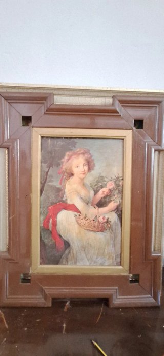 Cuadro antiguo mujer con cesta de flores
