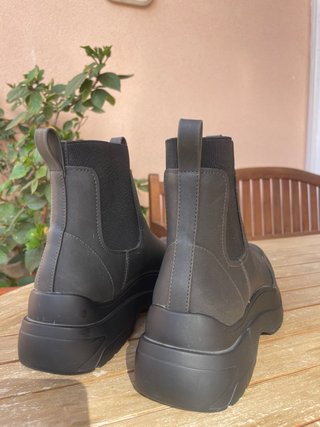 Botines Pull and Bear negros