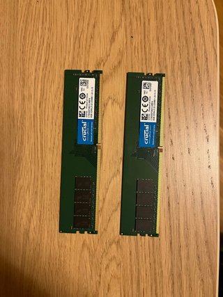 2x Crucial 8GB DDR4-2133 UDIMM RAM
