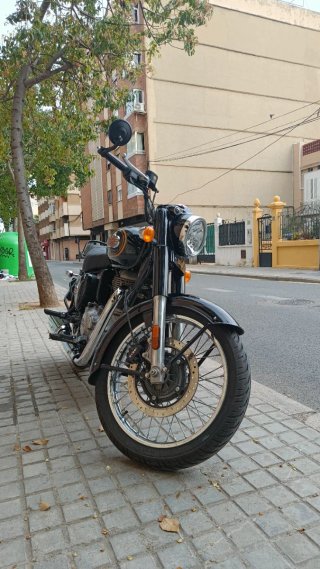 Royal Enfield Bullet 350