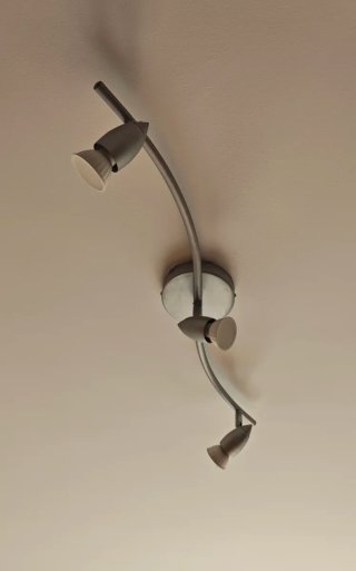 Lámpara de techo 3 focos gris y blanco