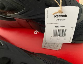 Zapatillas “Reebok Nano” Talla 42.5