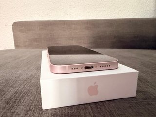 IPHONE 17e ROSA
