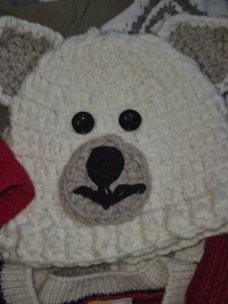 Jersey y 3 gorros de lana