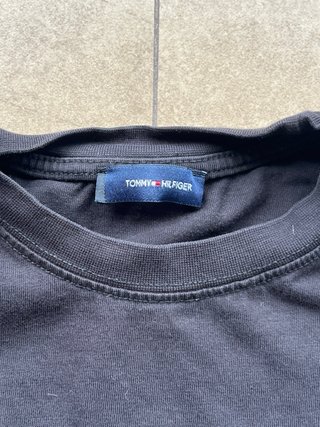 Camiseta Tommy Hilfiger Negra