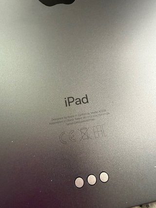 Apple iPad Pro 11 Plata con funda y protectores