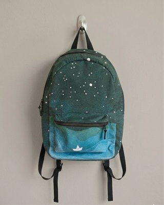 Mochila grande con estampado de estrellas