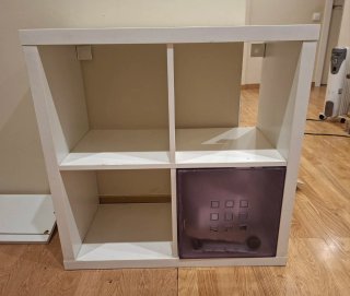 Estantería Ikea 4 cubos con cajón morado Kallax