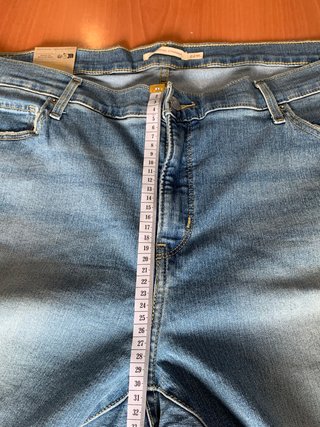 Levi's 314 Shaping Straight Talla 6XL