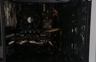 Ordenador w11 8gb. Wifi leds + portátil de regalo