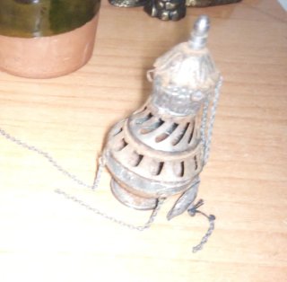 Incensario metal miniatura