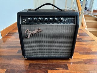 Amplificador Fender Champion 20