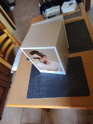 Box/Supporto per occhiali