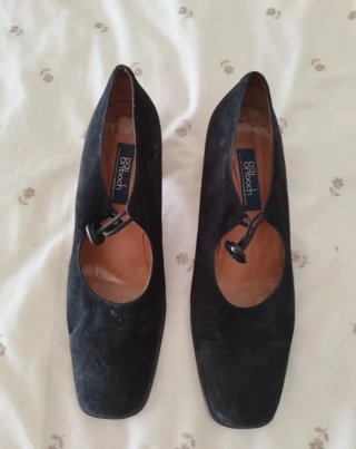 Zapatos de tacón negros para mujer