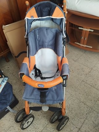 Silla y cuco Chicco, trona de mesa, silla coche.