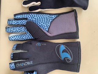 Guantes y escarpines pesca submarina