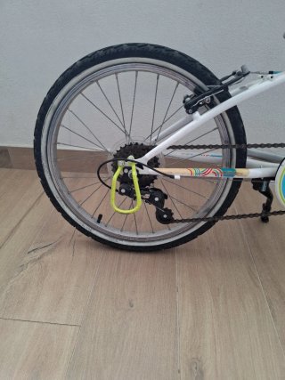 Bicicleta niña BTWIN rosa y blanca