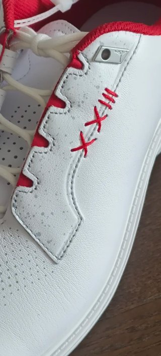 Sneakers da golf Nike Jordan bianche e rosse