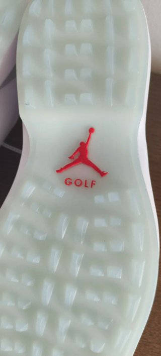 Sneakers da golf Nike Jordan bianche e rosse