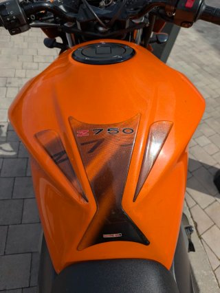 Kawasaki Z750 - Dic'2005 - 40.000Km