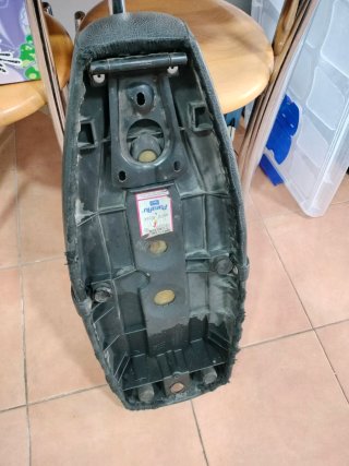 Asiento Vespa PX Negro
