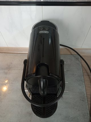 Cafetera Nespresso De'Longhi Negra