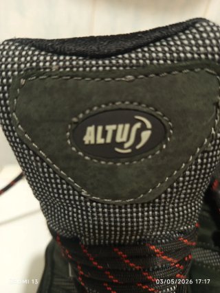 Botas de montaña Altus