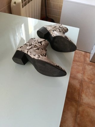 Botines Pull&Bear efecto piel serpiente