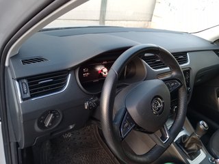 Skoda Octavia 2020 1.5TSI gasolina 150 CV (110 Kw)