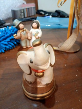 Set Thun portacandele con 3 statuette