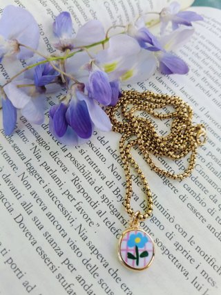 Collana acciaio ciondolo fiore azzurro smaltato