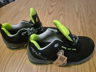 Zapatos de seguridad Anibal Negros y Verdes