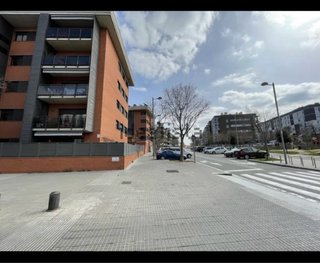 Se alquila habitacion 10 m2 soleada y baño privado