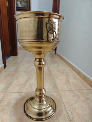 Bronce Soporte Planta con Leones