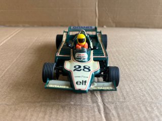 Scalextric Ligier JS 11 Verde