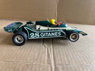 Scalextric Ligier JS 11 Verde