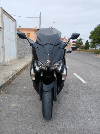 Yamaha TMAX 530 Negra