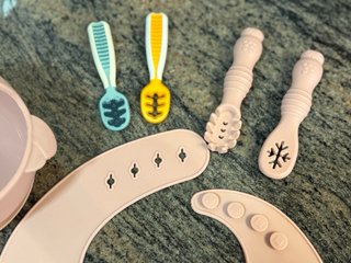 Lote Vajilla Silicona y Cucharas NumNum
