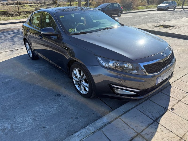 KIA OPTIMA 1.7 CRDi 136 CV | TECHO + CUERO - foto 1
